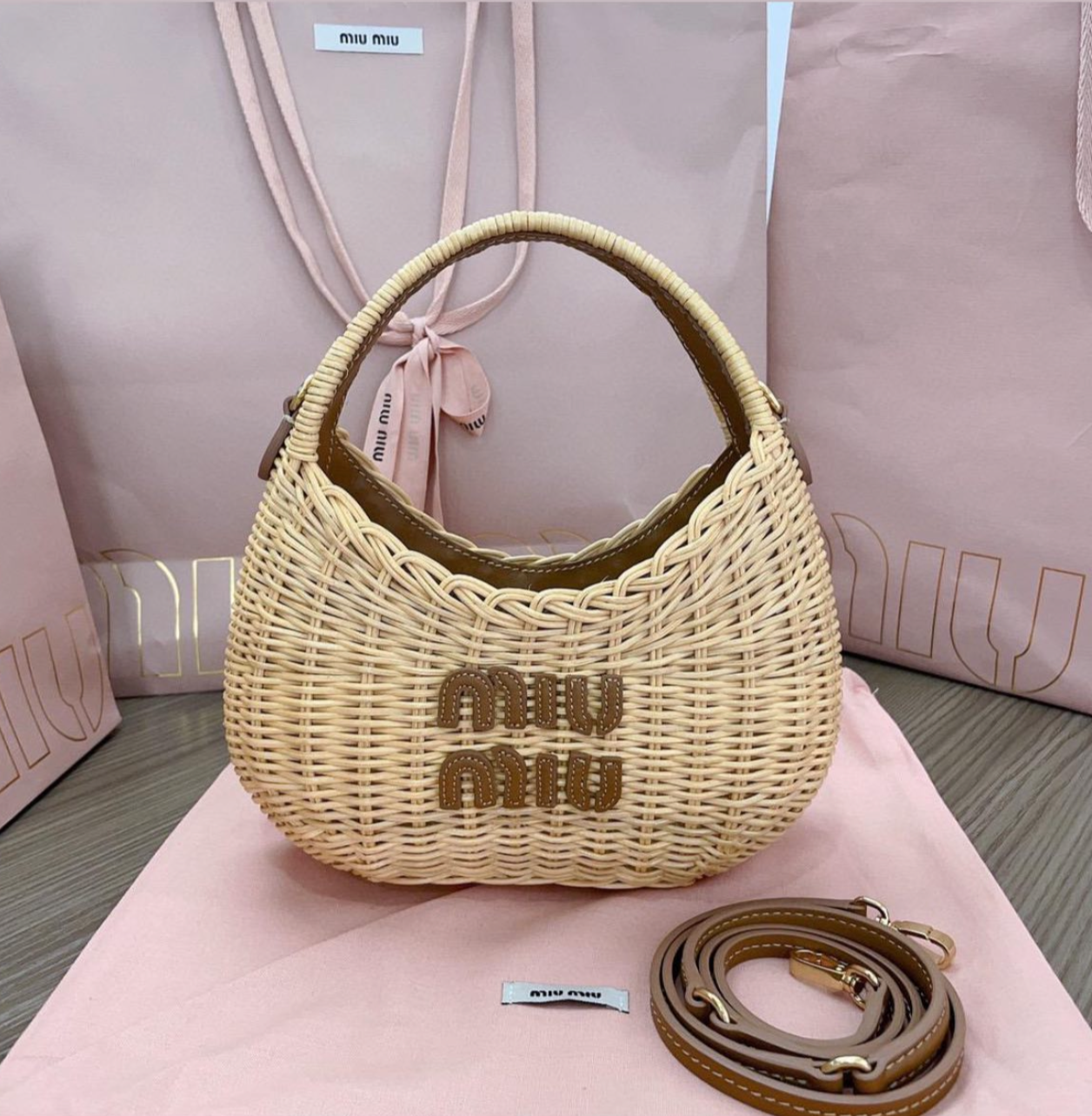 MM Woven Bag