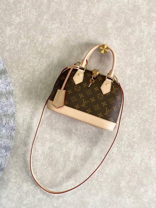 VL Brown & Beige Alma Bag