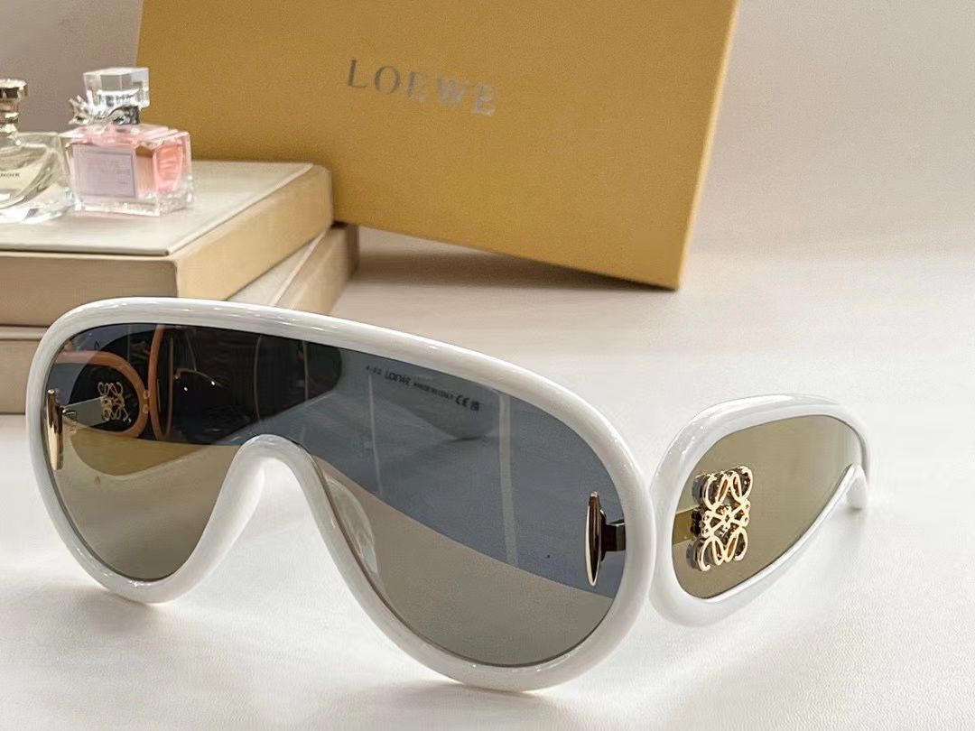 LWE White Sunglasses